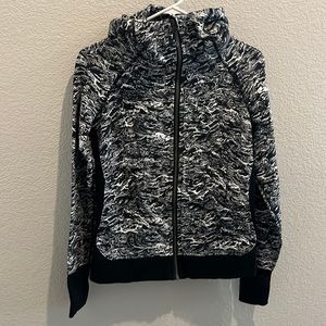 Lululemon scuba hoody, size 6.